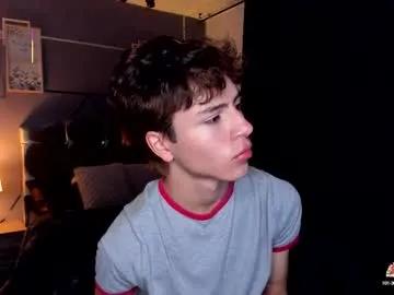 chrristopher77 on Chaturbate 