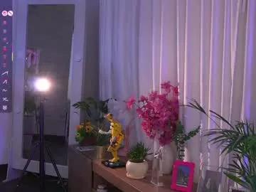 lau__1 —        #fuckmachine #latina #squirt #deepthroat #anal [2177 tokens to goal]