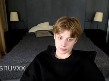 louie_evans — GOAL: cum show [1914 tokens remaining] aquadisco #new #twink #18 #young #feet