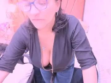Freechat marylinmilf on Chaturbate