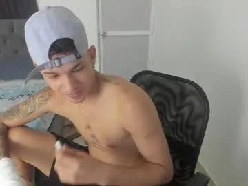 Freechat master_boy28 on Chaturbate
