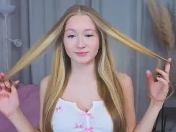 maybaybe — Hi Im Alice, I'm here, you're here. Let's have fun #new #bigtits #shy #blonde #18 Goal:  I'll show you my outfit and sexy dance [55 tokens remaining]