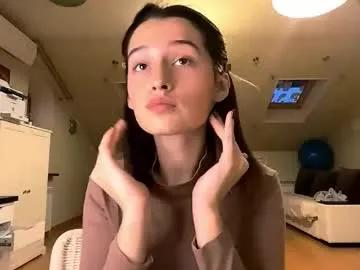 michael_pors — **Goal: Show my outfit^Facts about me: I'm just #18 #natural #teen girl who is #new to here, pretty #shy , drawing & coocking [22 tokens remaining]