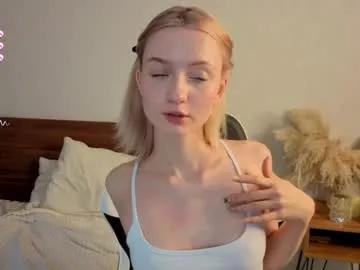 Freechat minnietammy on Chaturbate