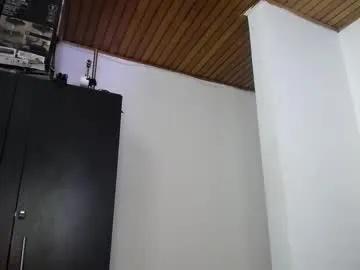 Freechat paola_lyon on Chaturbate