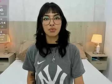 Freechat skinny_emily on Chaturbate