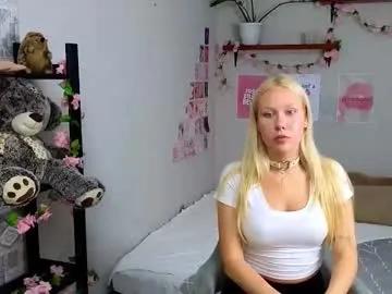 urkinkyy — Hello guys! Im' Megan and i'm #new here ! I'm #18 years old and it's my fifth day here ! GOAL: LETS GET SOME FUN #blonde #teen #bigboobs [11 tokens remaining]