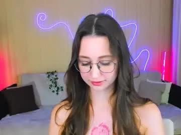 Group yourlovelystoryy on Chaturbate