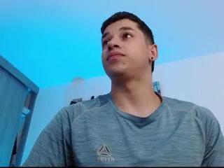 Offline adam_keith on Flirt4Free