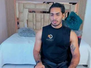 Offline alessio_moretti on Flirt4Free