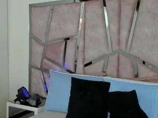 Offline alix_martin on Flirt4Free