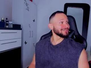 Freechat andrew_corey on Flirt4Free