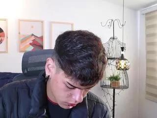 Offline andru_miett on Flirt4Free