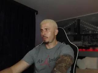 Offline andy_nice on Flirt4Free