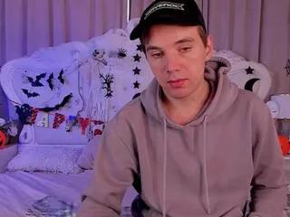 Offline arthur_andrews on Flirt4Free