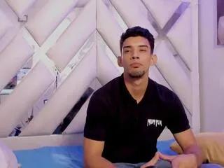 Offline artur_blaze on Flirt4Free