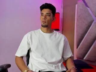 Offline artur_blaze on Flirt4Free