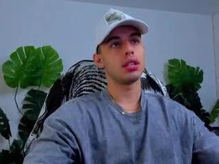 Freechat austin_col on Flirt4Free