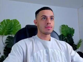 Freechat austin_col on Flirt4Free