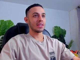 Freechat austin_col on Flirt4Free