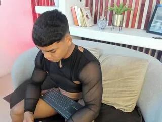 Offline bruce_stroud on Flirt4Free