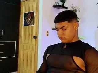 Offline bruce_stroud on Flirt4Free