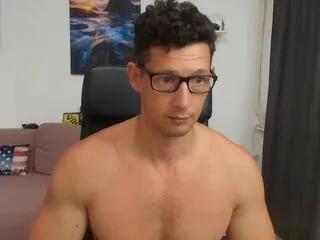 Offline brutus_k on Flirt4Free