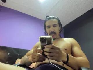 Offline caio_dacosta on Flirt4Free