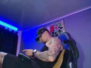 Offline camilo_alvarezz on Flirt4Free