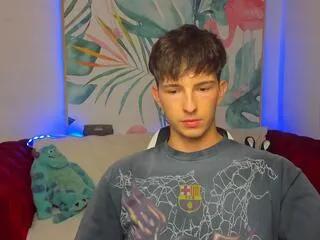 Offline charlie_florenzi on Flirt4Free