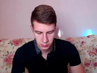 Offline chris_brien on Flirt4Free