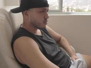 Offline christian_harris on Flirt4Free