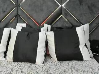 Freechat damian_jake on Flirt4Free