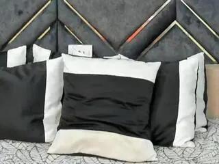 Freechat damian_jake on Flirt4Free