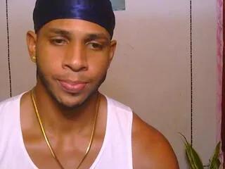 Offline erick_madison on Flirt4Free