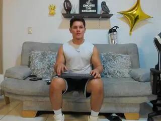 Freechat erick_wallace on Flirt4Free