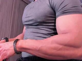 Offline erik_castle on Flirt4Free
