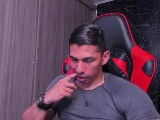 Offline erik_castle on Flirt4Free