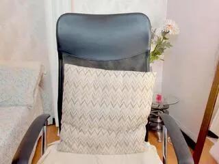 Freechat esmeralda_smith on Flirt4Free