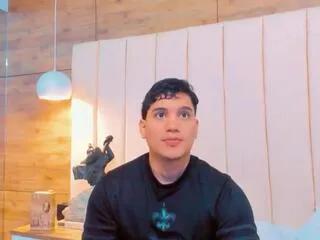 Offline esteban_morenoo on Flirt4Free