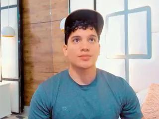 Offline esteban_morenoo on Flirt4Free