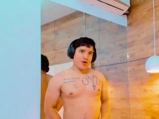 Offline esteban_morenoo on Flirt4Free