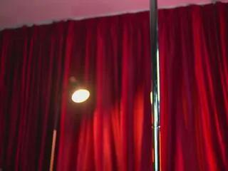 Freechat evelyn_evy on Flirt4Free