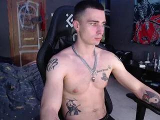 Offline greg_locke on Flirt4Free