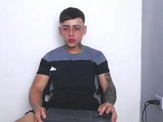 Offline jhon_carell on Flirt4Free