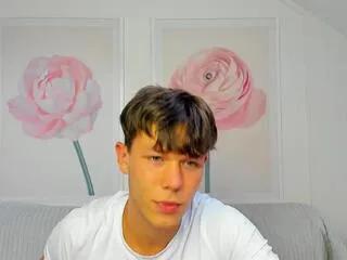 Freechat johnny_october on Flirt4Free