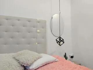 Offline juliana_correa on Flirt4Free