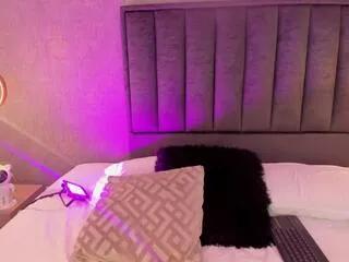 Offline juliana_correa on Flirt4Free