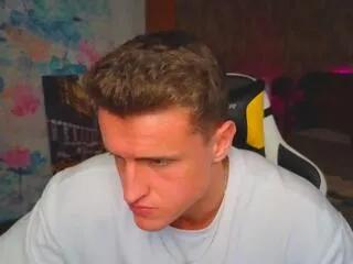 Offline leo_cavalli on Flirt4Free