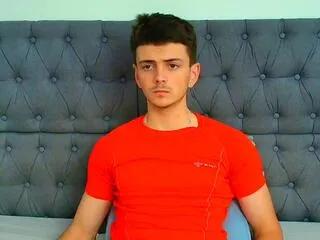 Offline leon_angelov on Flirt4Free